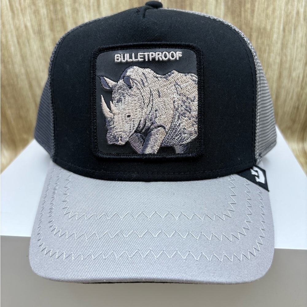 Goorin Brothers Bulletproof Black & Grey Trucker Hat - Picture 11 of 13
